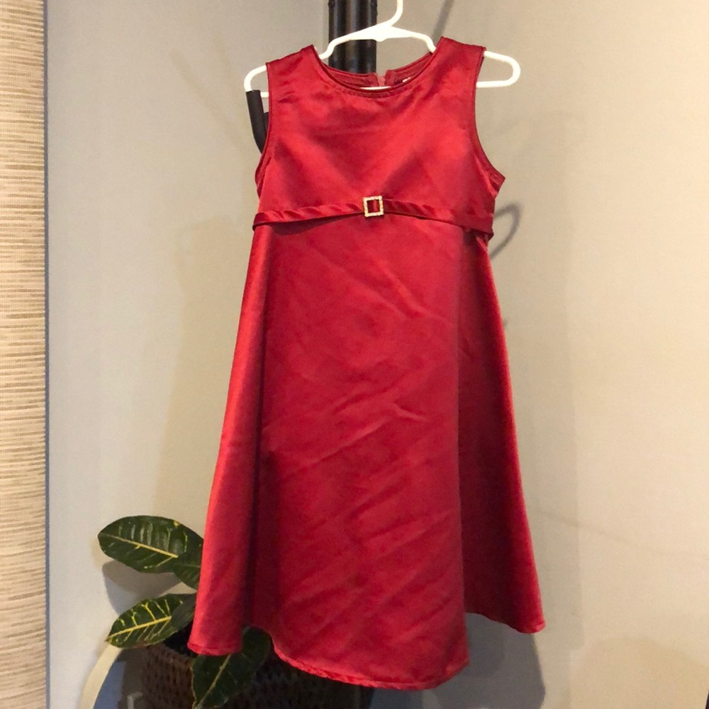 👗 Girl’s dress